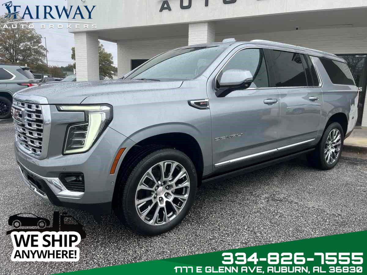 Used 2025 GMC Yukon XL Denali w/ Denali Reserve Package AWD/4WD image 2