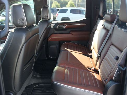Used 2024 GMC Sierra 1500 Denali Ultimate AWD/4WD image 35