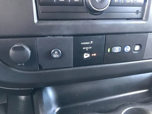 Used 2017 Chevrolet Express 3500 LT w/ LT Preferred Equipment Group image 22