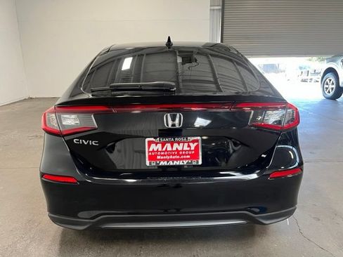 Used 2023 Honda Civic EX-L image 4