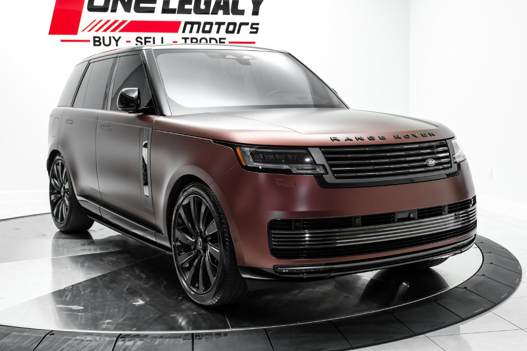Used 2023 Land Rover Range Rover SV AWD/4WD image 3