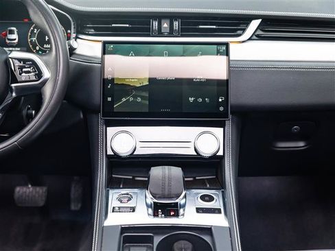 Used 2024 Jaguar F-PACE R-Dynamic S AWD/4WD image 30