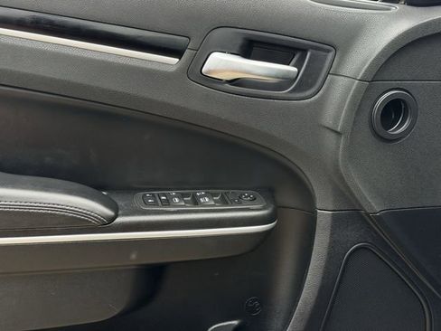 Used 2023 Chrysler 300 S image 25