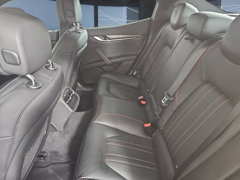 Used 2015 Maserati Ghibli RWD image 10