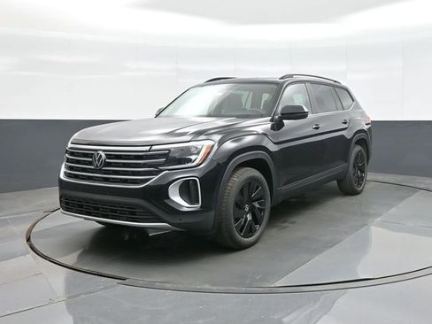 New 2026 Volkswagen Atlas SE AWD/4WD image 3