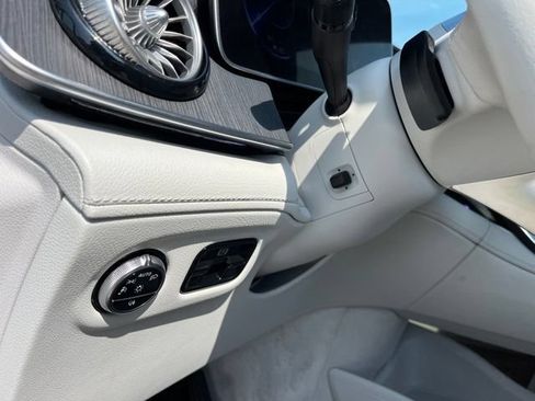 Used 2023 Mercedes-Benz EQE 350+ 4MATIC SUV w/ AMG Line Exterior Package image 21