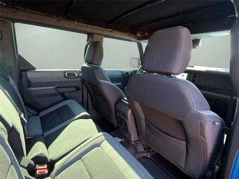 Used 2022 Ford Bronco 4-Door AWD/4WD image 22