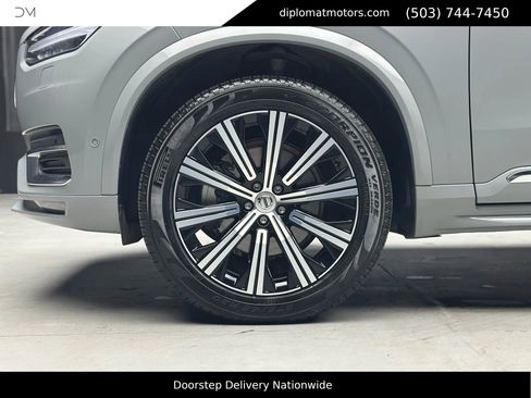Used 2024 Volvo XC90 B6 Plus image 38