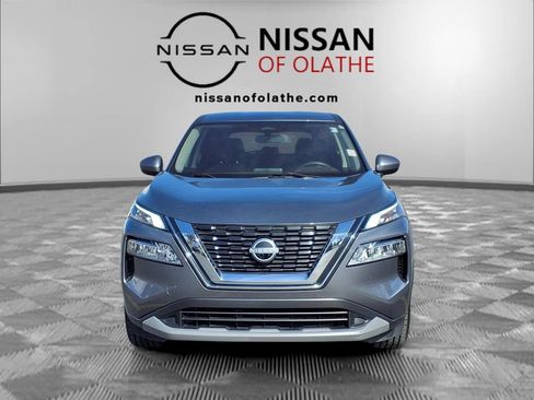 Used 2023 Nissan Rogue SV image 31