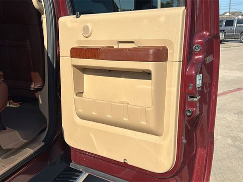 Used 2012 Ford F350 King Ranch w/ King Ranch w/Chrome Pkg image 29