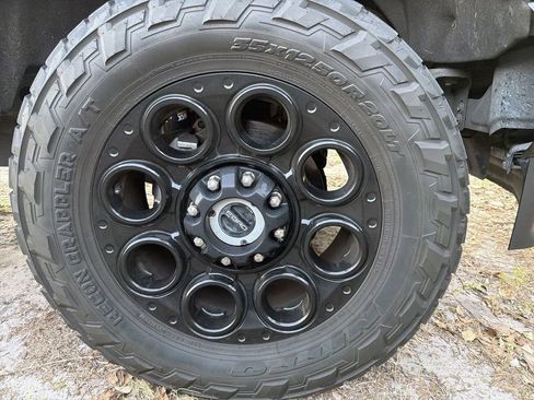 Used 2023 Ford F250 Lariat w/ Lariat Ultimate Package image 7