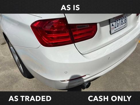 Used 2015 BMW 320i Sedan RWD image 10