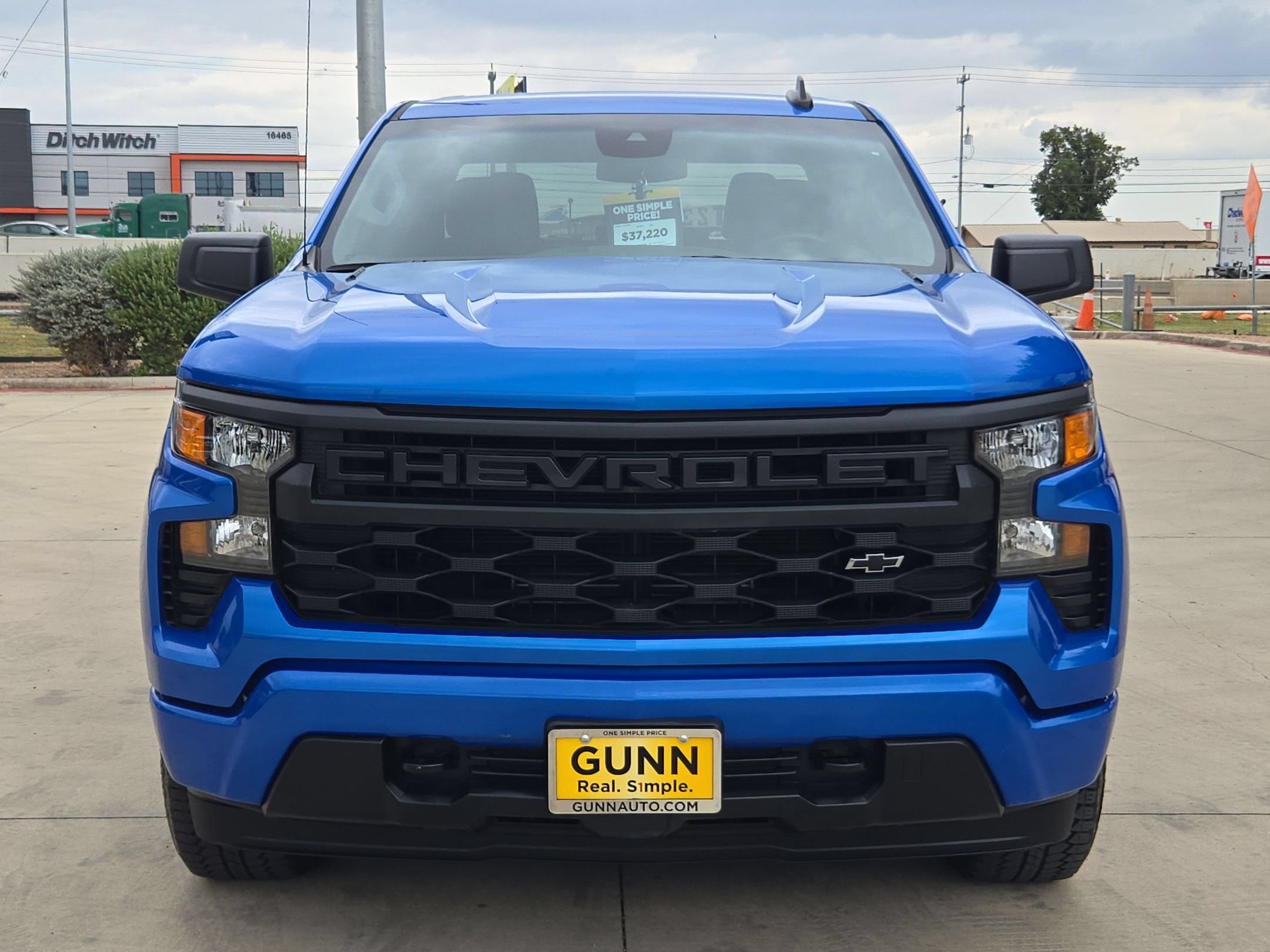 Certified 2025 Chevrolet Silverado 1500 Custom w/ Turbomax Blackout Package AWD/4WD image 8