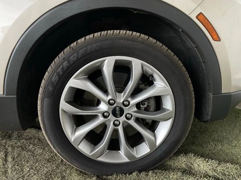 Used 2015 Lincoln MKC FWD w/ Equipment Group 101A Select image 13