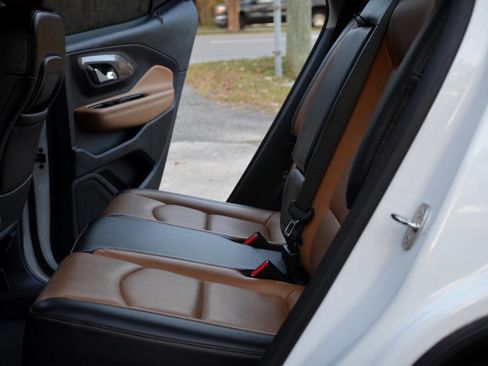 Used 2019 GMC Terrain SLT w/ Preferred Package image 14