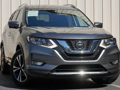 Used 2018 Nissan Rogue SL AWD/4WD image 2