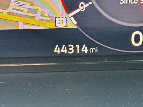 Used 2024 Volkswagen Atlas Cross Sport SEL R-Line image 29