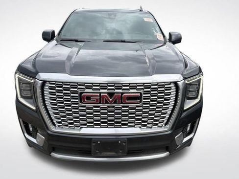 Used 2021 GMC Yukon XL Denali w/ Denali Premium Package RWD image 10