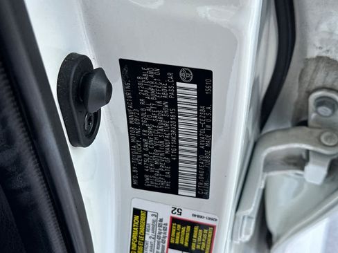 Used 2024 Toyota Camry SE FWD image 31