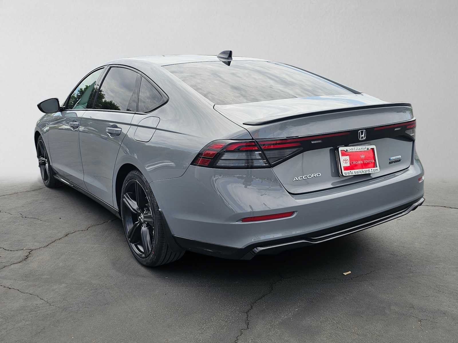 Used 2025 Honda Accord Sport image 5