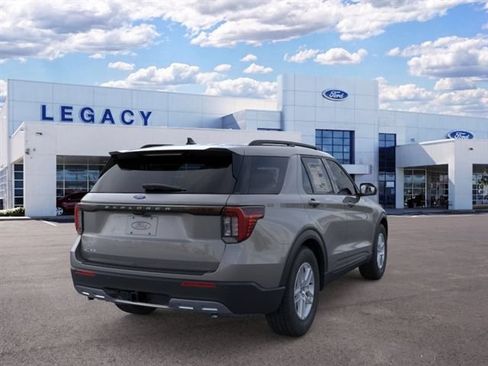New 2026 Ford Explorer Active w/ Active Comfort Package RWD image 8