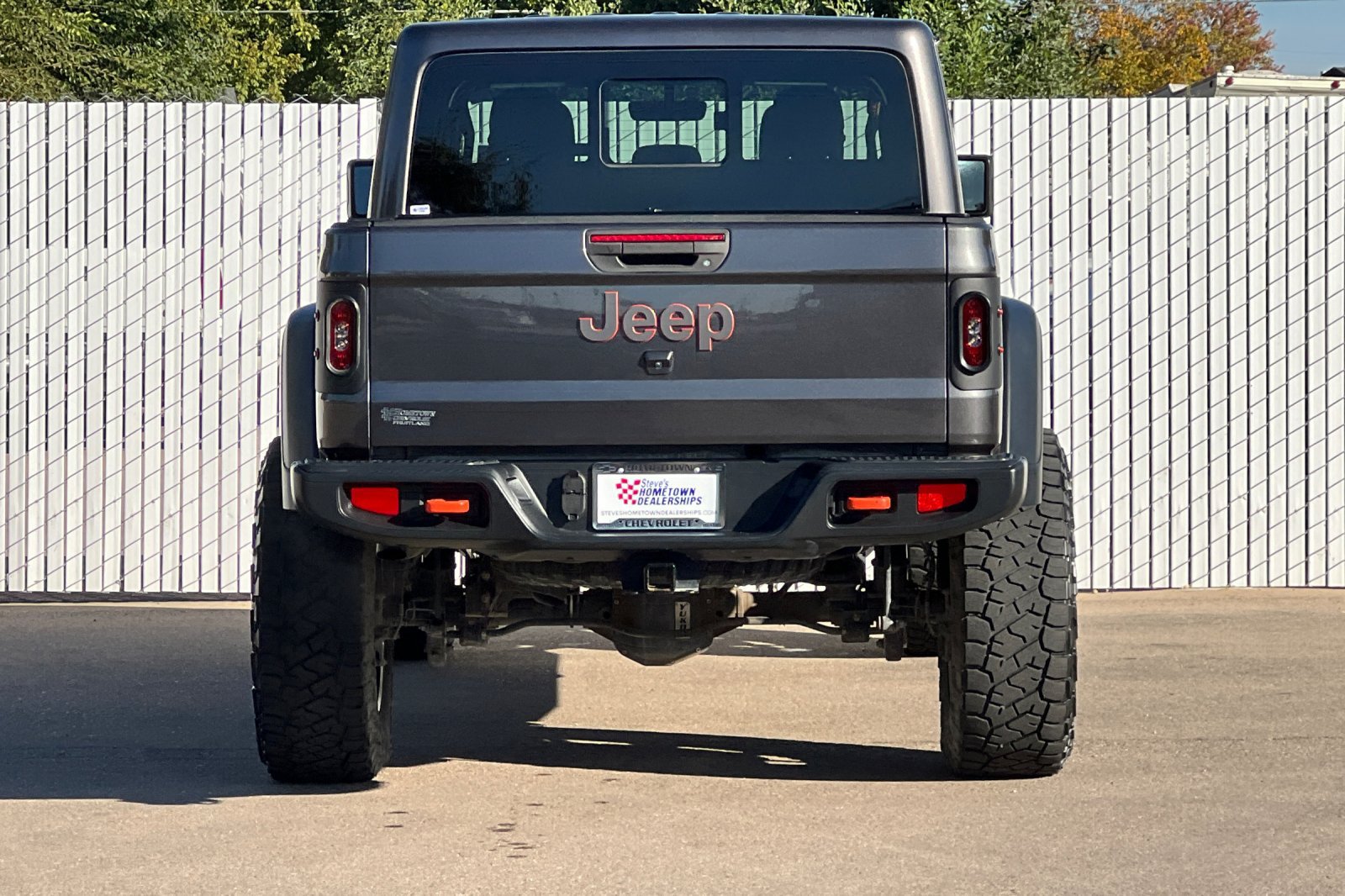 Used 2021 Jeep Gladiator Mojave AWD/4WD image 5