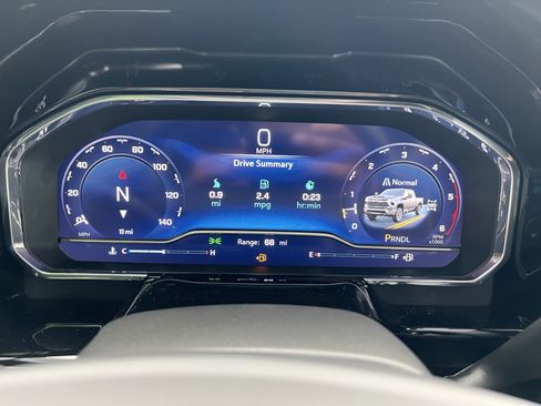 Used 2025 Chevrolet Silverado 2500 LT w/ Safety Package image 23