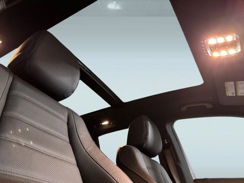 New 2025 Mercedes-Benz GLE 580 4MATIC image 13