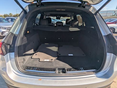 Used 2025 Mercedes-Benz GLE 450e 4MATIC image 28