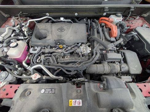 Used 2023 Toyota RAV4 XSE AWD/4WD image 18