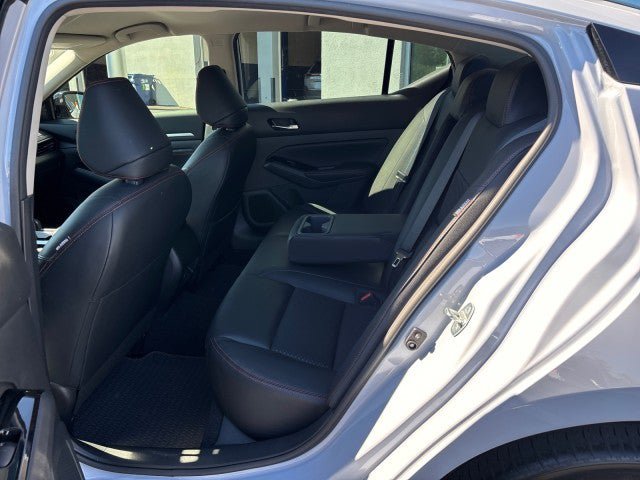 Used 2023 Nissan Altima 2.5 SR FWD image 33
