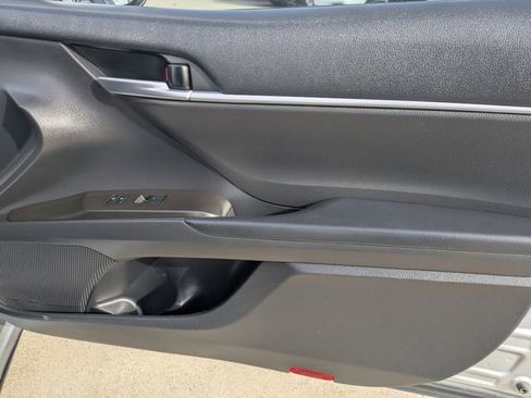 Used 2023 Toyota Camry SE image 30