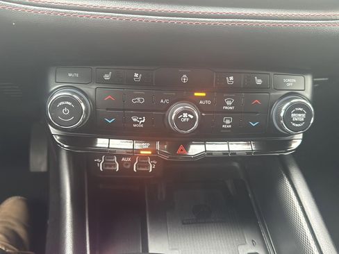 Used 2022 Dodge Durango R/T image 22