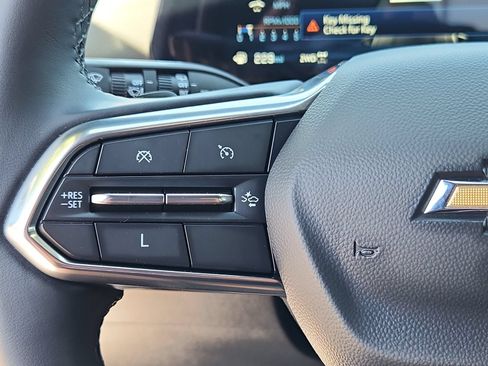 Used 2025 Chevrolet Equinox LT w/ Convenience Package II AWD/4WD image 18