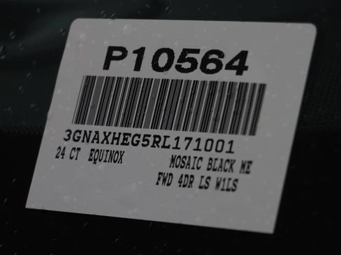 Used 2024 Chevrolet Equinox LS w/ LS Convenience Package FWD image 25