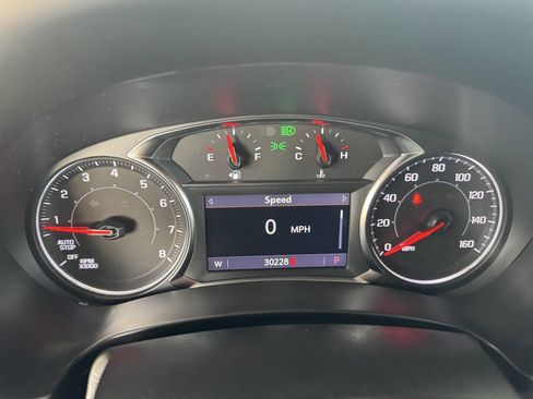 Used 2023 GMC Terrain SLT w/ Tech Package FWD image 30
