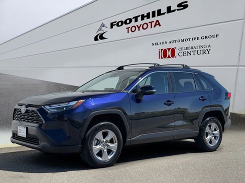 Certified 2022 Toyota RAV4 XLE w/ Convenience Package AWD/4WD image 3
