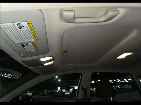 Used 2018 Hyundai Kona SEL w/ SEL Tech Package 02 image 12