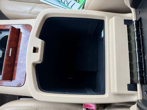 Used 2014 Chevrolet Tahoe LTZ image 38