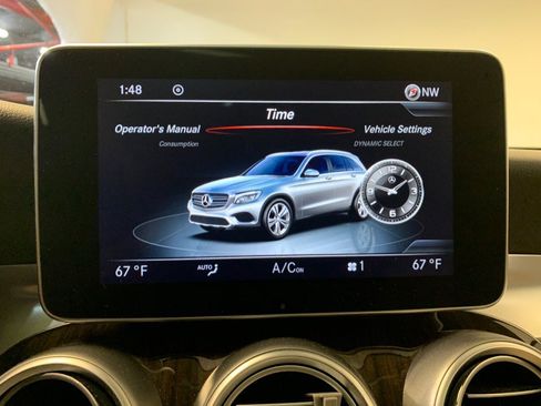 Used 2016 Mercedes-Benz GLC 300 4MATIC image 30