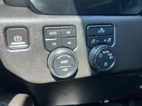 Used 2023 Chevrolet Silverado 1500 LT AWD/4WD image 24