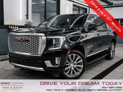 Used 2023 GMC Yukon XL Denali image 1