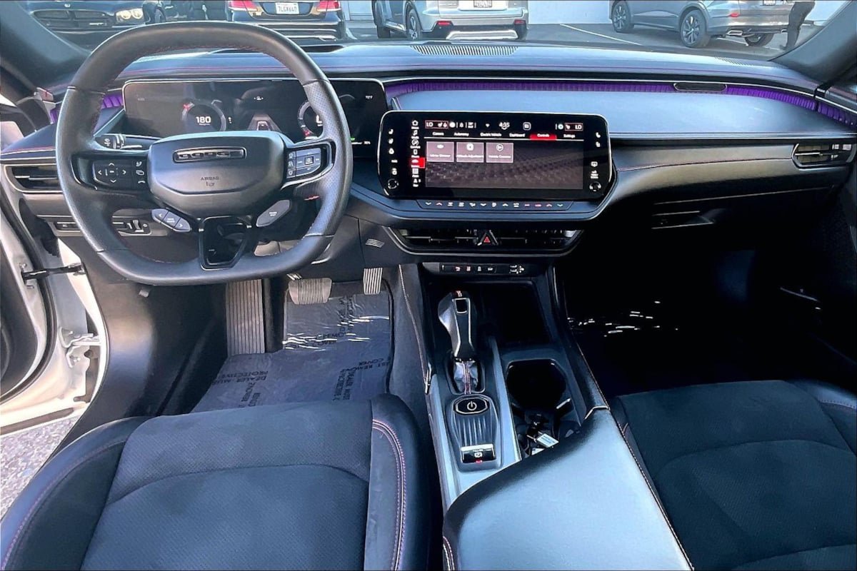 Used 2024 Dodge Charger Daytona Scat Pack w/ Plus Group AWD/4WD image 12