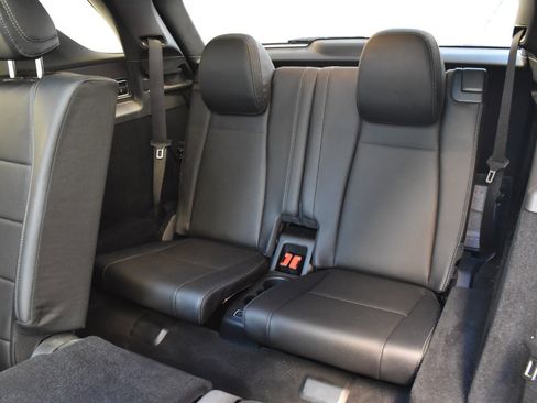 Used 2022 Mercedes-Benz GLE 350 4MATIC w/ AMG Line Exterior image 20