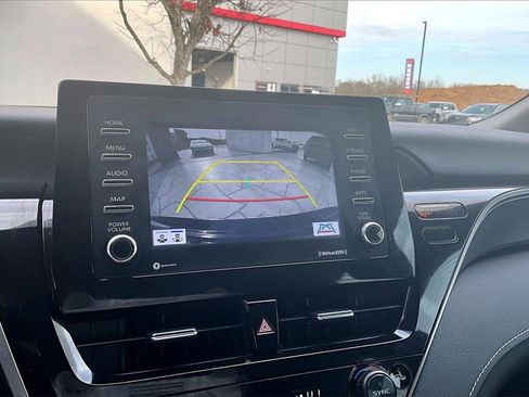 Certified 2023 Toyota Camry SE w/ Convenience Package image 12