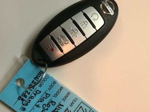 Used 2021 Nissan Rogue Platinum image 39