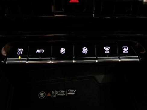 New 2025 Chevrolet Tahoe Premier image 24