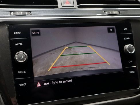 Used 2019 Volkswagen Tiguan SE w/ 3rd Row Seat Package image 2