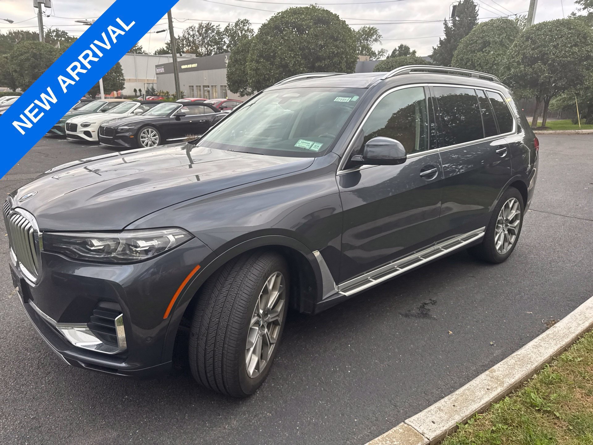 Used 2020 BMW X7 xDrive40i w/ Premium Package AWD/4WD image 5