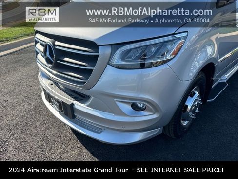 New 2022 Mercedes-Benz Sprinter 3500 image 9